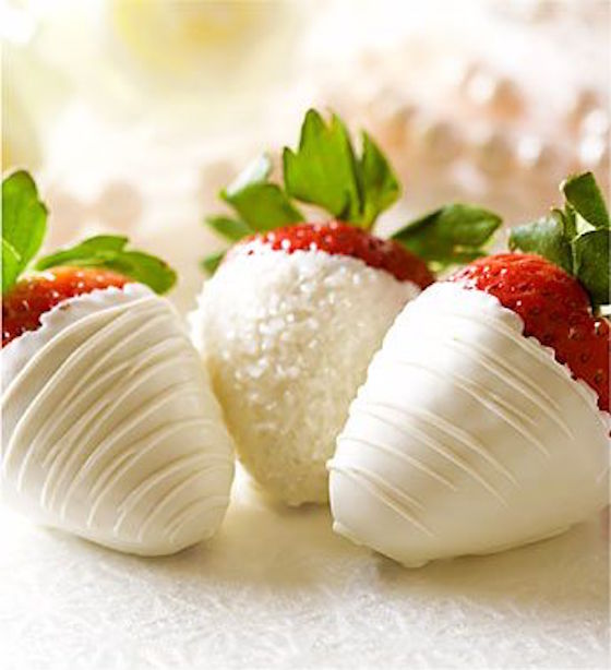 WHITE CHOCOLATE COVERED STRAWBERRIES