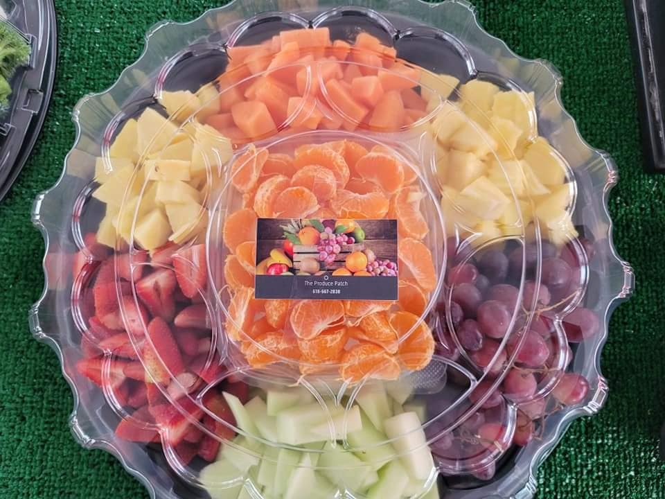 FRESH FRUIT AND VEGGIE TRAYS